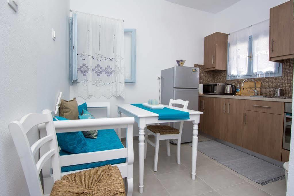 Folia Apartments Фіра Екстер'єр фото